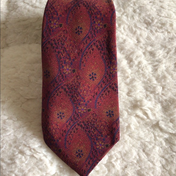 Yves Saint Laurent Paris 100% All Silk Soie Tie - Picture 5 of 10